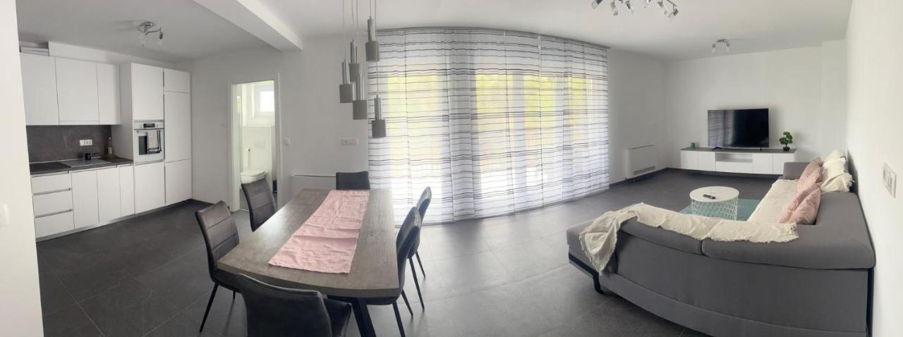 Apartmani Lana 拉布 外观 照片